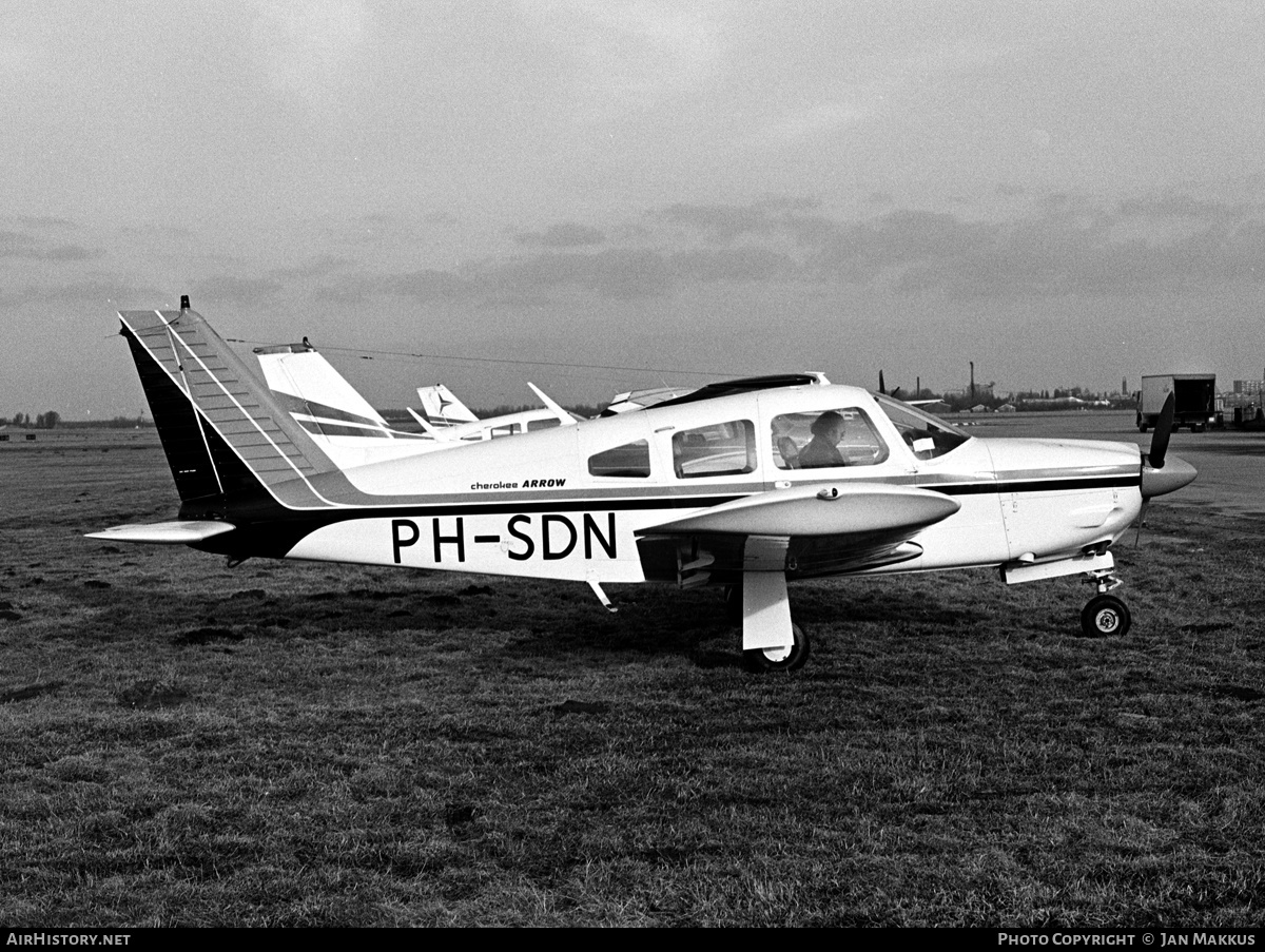 Aircraft Photo of PH-SDN | Piper PA-28R-200 Cherokee Arrow II | AirHistory.net #649914