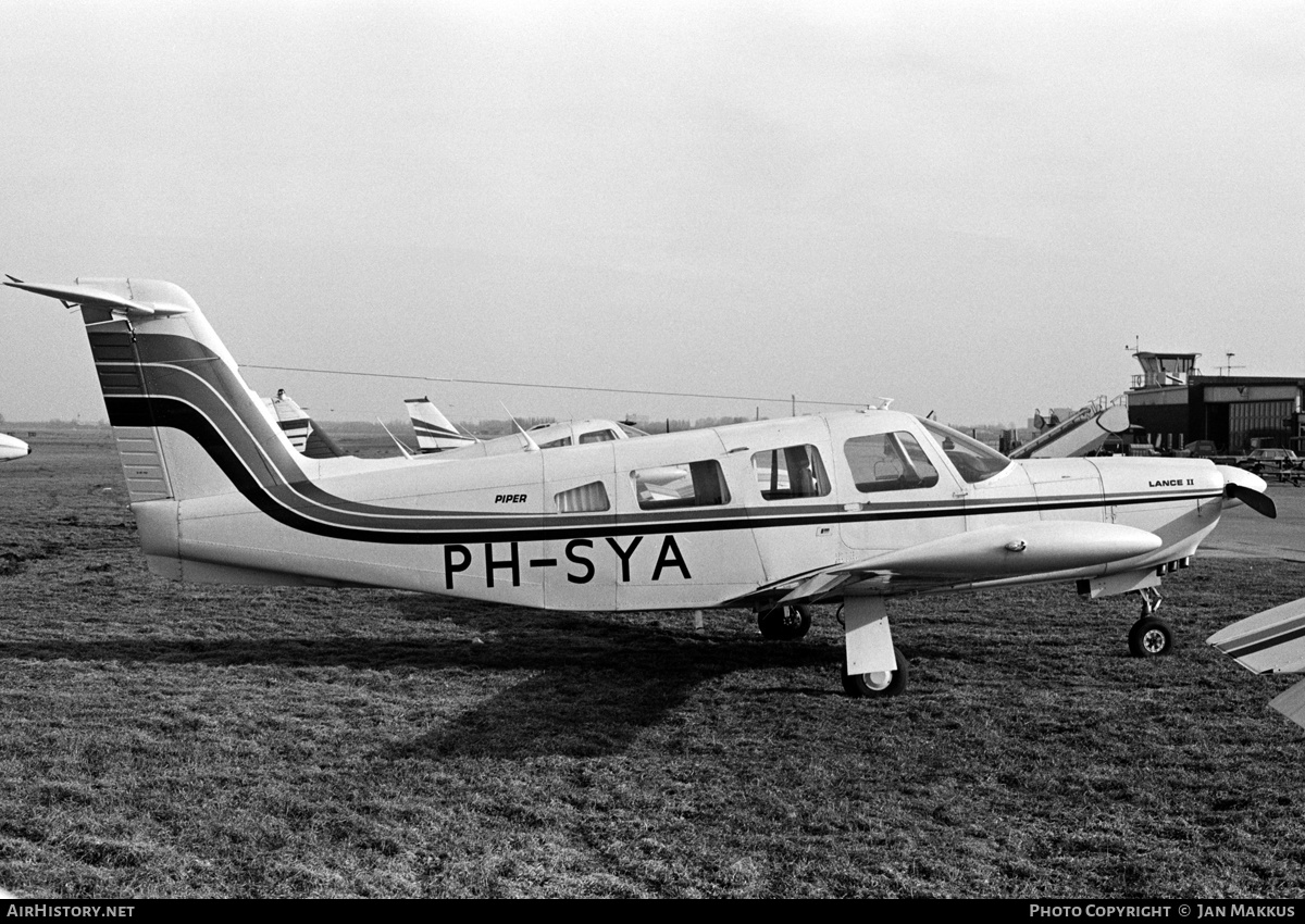 Aircraft Photo of PH-SYA | Piper PA-32RT-300 Lance II | AirHistory.net #649931