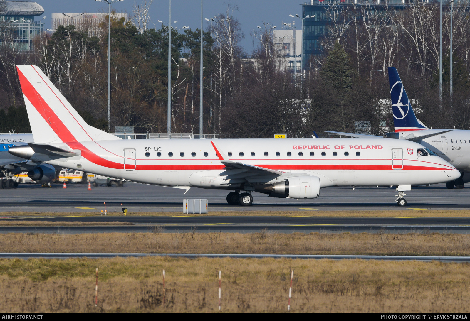 Aircraft Photo of SP-LIG | Embraer 175LR (ERJ-170-200LR) | Republic of Poland - Rzeczpospolita Polska | AirHistory.net #649988