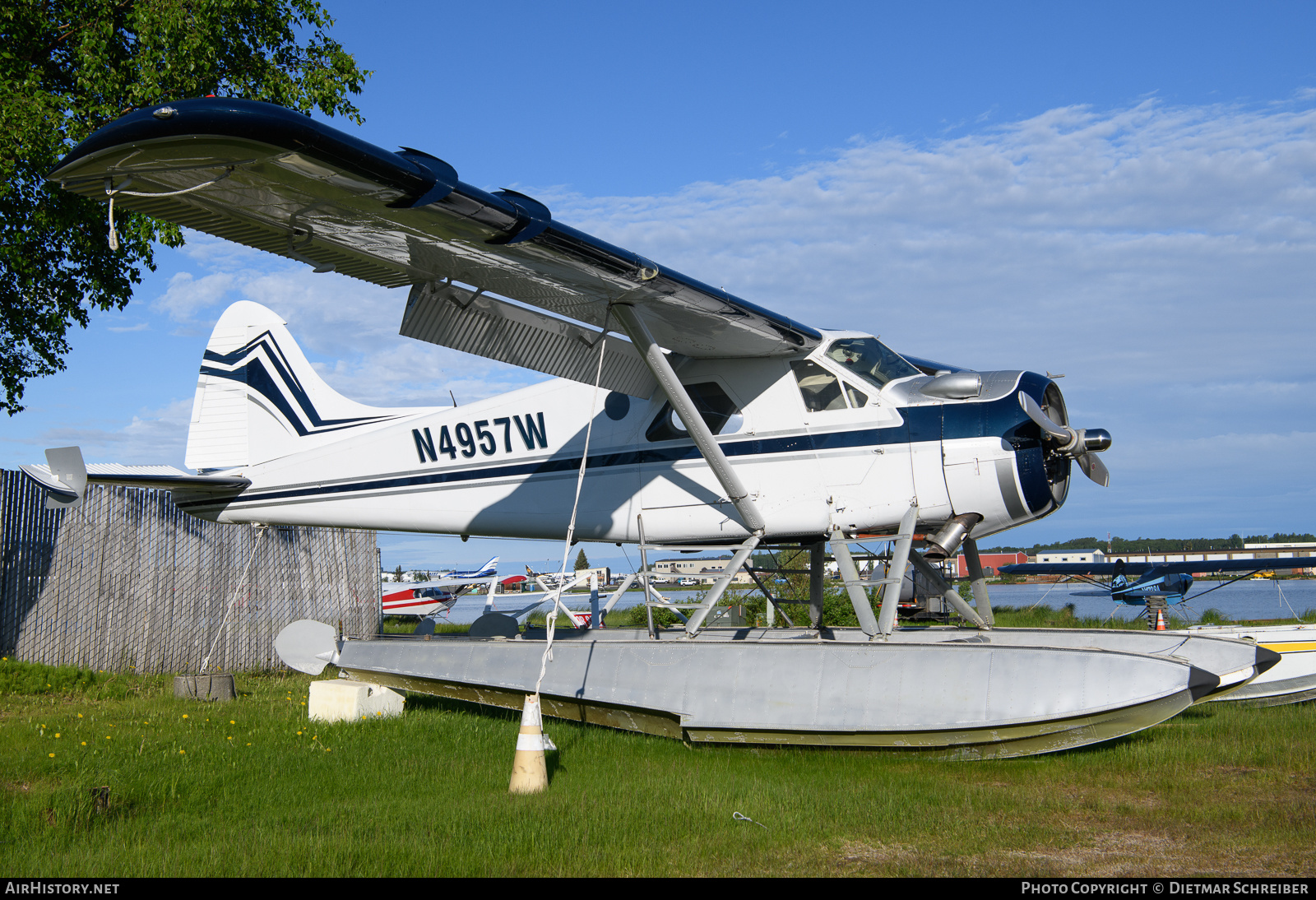 Aircraft Photo of N4957W | De Havilland Canada DHC-2 Beaver Mk1 | AirHistory.net #649991