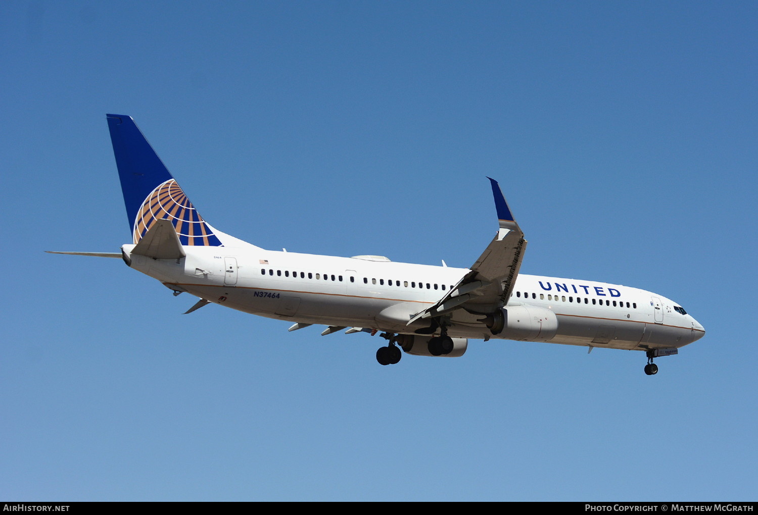 Aircraft Photo of N37464 | Boeing 737-924/ER | United Airlines | AirHistory.net #650047