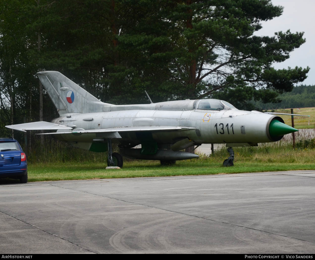 Aircraft Photo of 1311 | Mikoyan-Gurevich MiG-21PF | Czechoslovakia - Air Force | AirHistory.net #650078