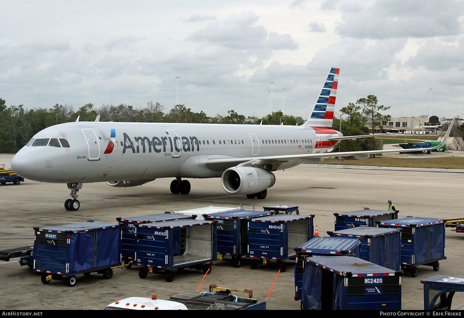 Aircraft Photo of N136AN | Airbus A321-231 | American Airlines | AirHistory.net #650091