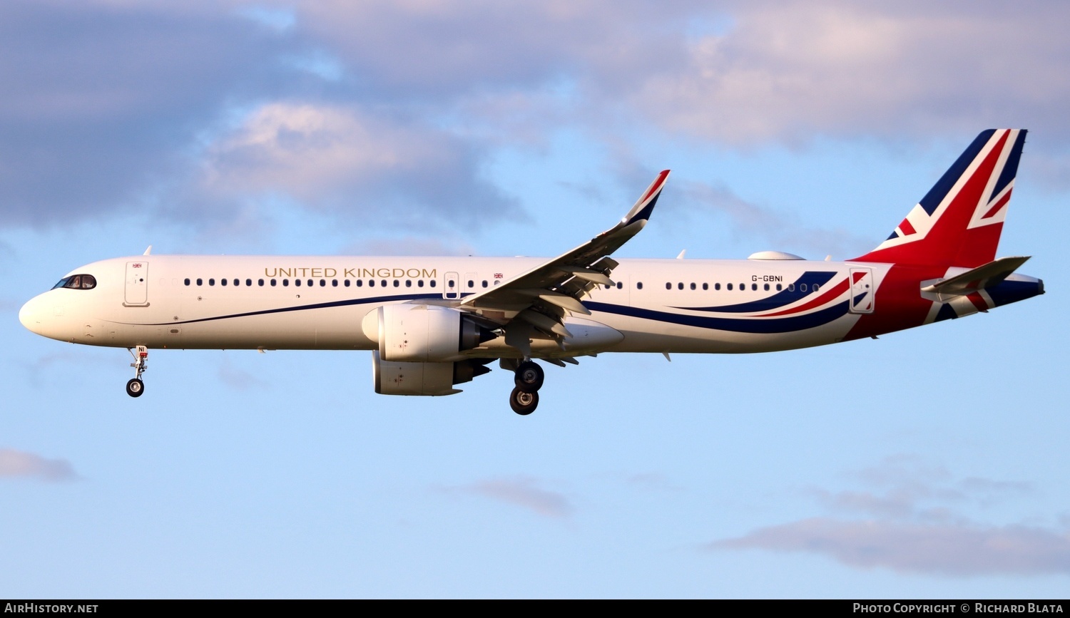 Aircraft Photo of G-GBNI | Airbus A321-253NX | United Kingdom Government | AirHistory.net #650101