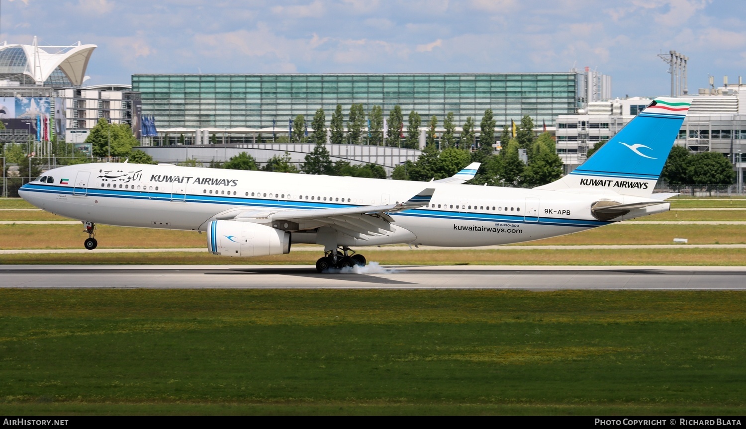 Aircraft Photo of 9K-APB | Airbus A330-243 | Kuwait Airways | AirHistory.net #650109