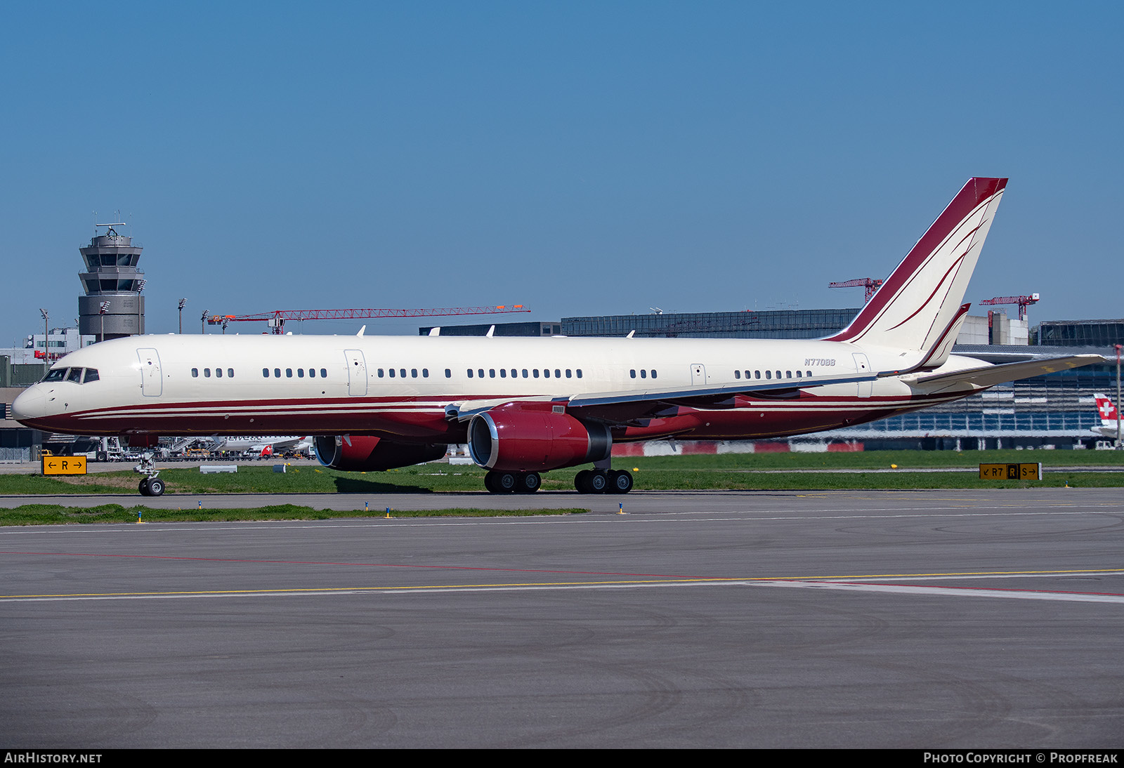 Aircraft Photo of N770BB | Boeing 757-2J4 | AirHistory.net #650124