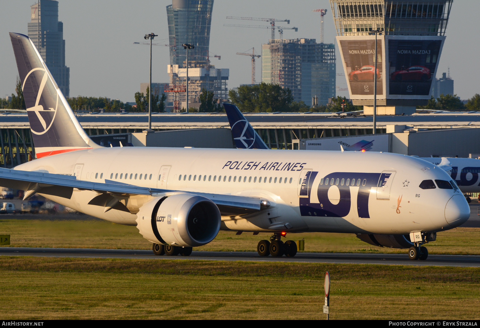 Aircraft Photo of SP-LRG | Boeing 787-8 Dreamliner | LOT Polish Airlines - Polskie Linie Lotnicze | AirHistory.net #650138