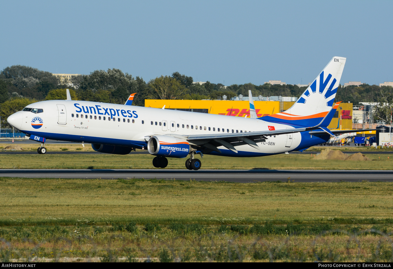 Aircraft Photo of TC-SEN | Boeing 737-8HC | SunExpress | AirHistory.net #650149