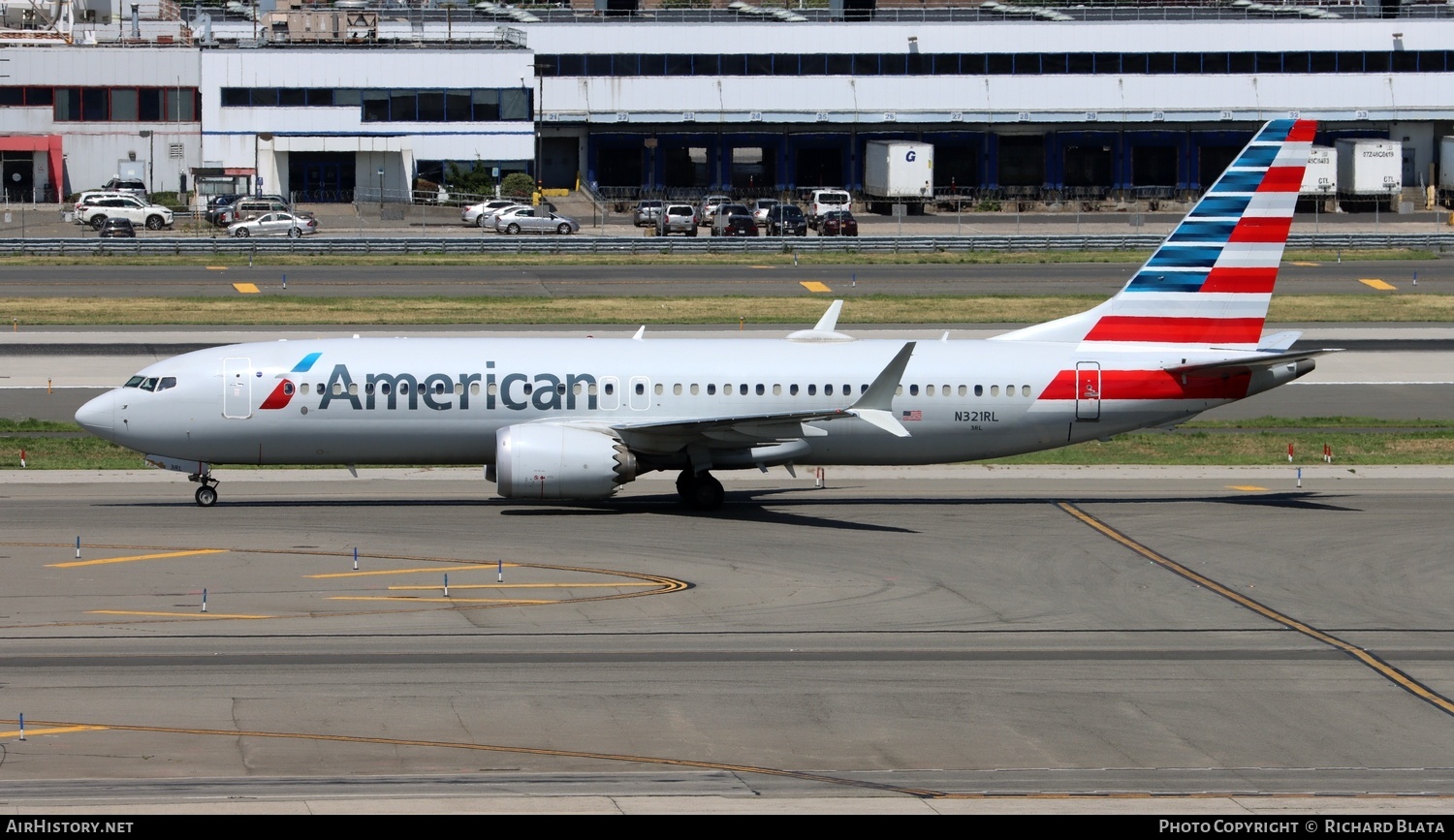 Aircraft Photo of N321RL | Boeing 737-8 Max 8 | American Airlines | AirHistory.net #650184