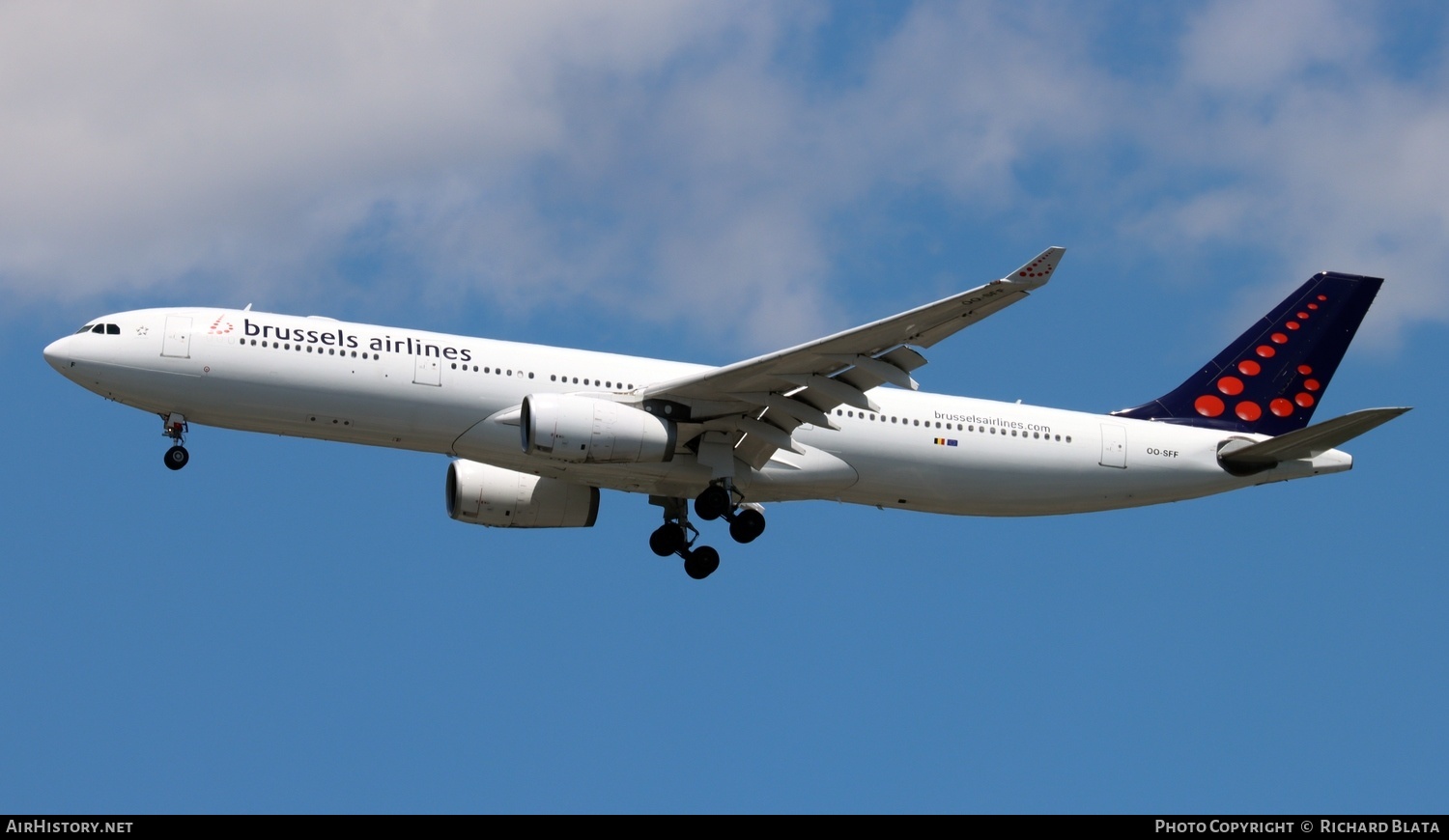 Aircraft Photo of OO-SFF | Airbus A330-343 | Brussels Airlines | AirHistory.net #650221