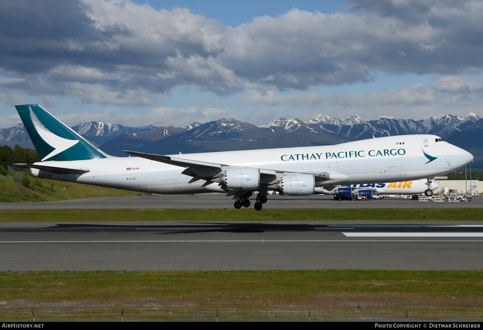 Aircraft Photo of B-LJC | Boeing 747-867F/SCD | Cathay Pacific Airways Cargo | AirHistory.net #650344