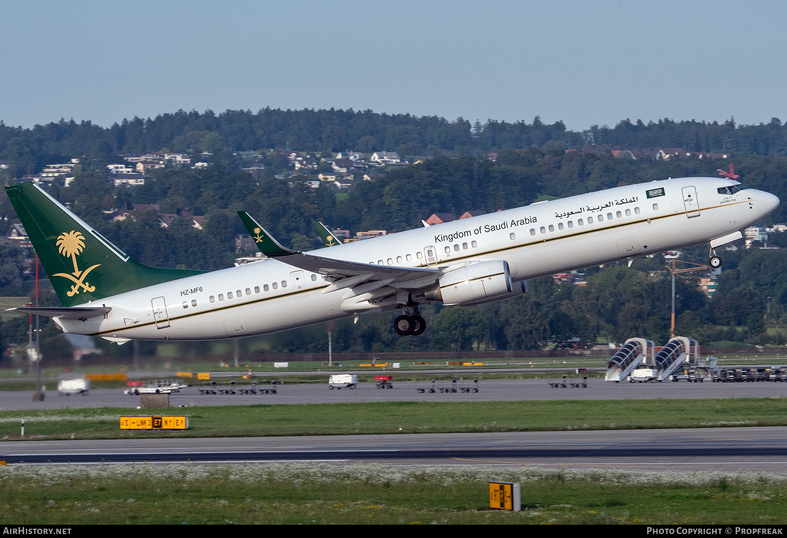 Aircraft Photo of HZ-MF6 | Boeing 737-9FG/ER BBJ3 | Kingdom of Saudi Arabia | AirHistory.net #650355