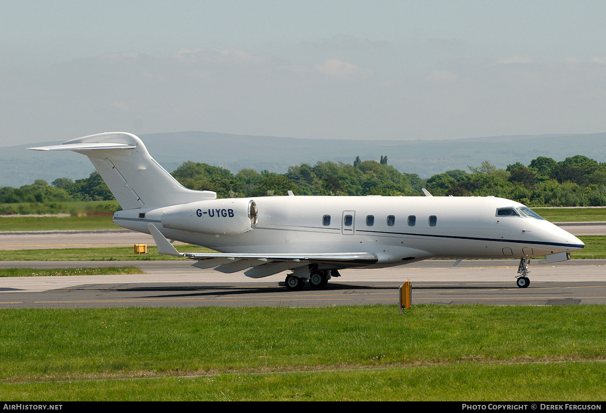 Aircraft Photo of G-UYGB | Bombardier Challenger 300 (BD-100-1A10) | AirHistory.net #650369