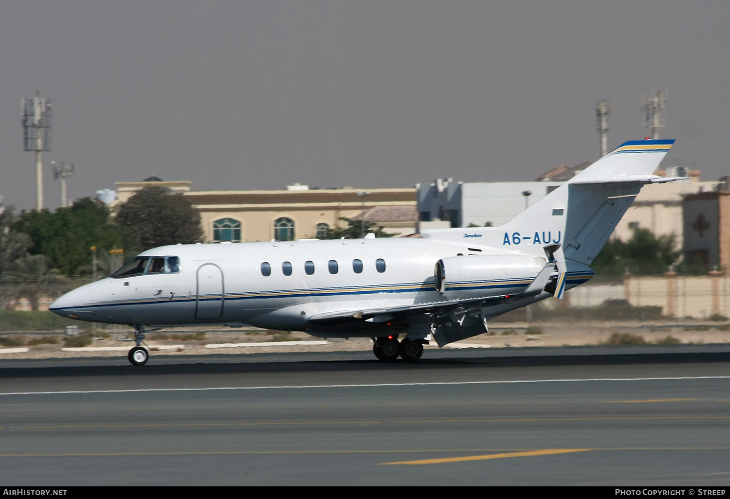 Aircraft Photo of A6-AUJ | Hawker Beechcraft 850XP | AirHistory.net #650389