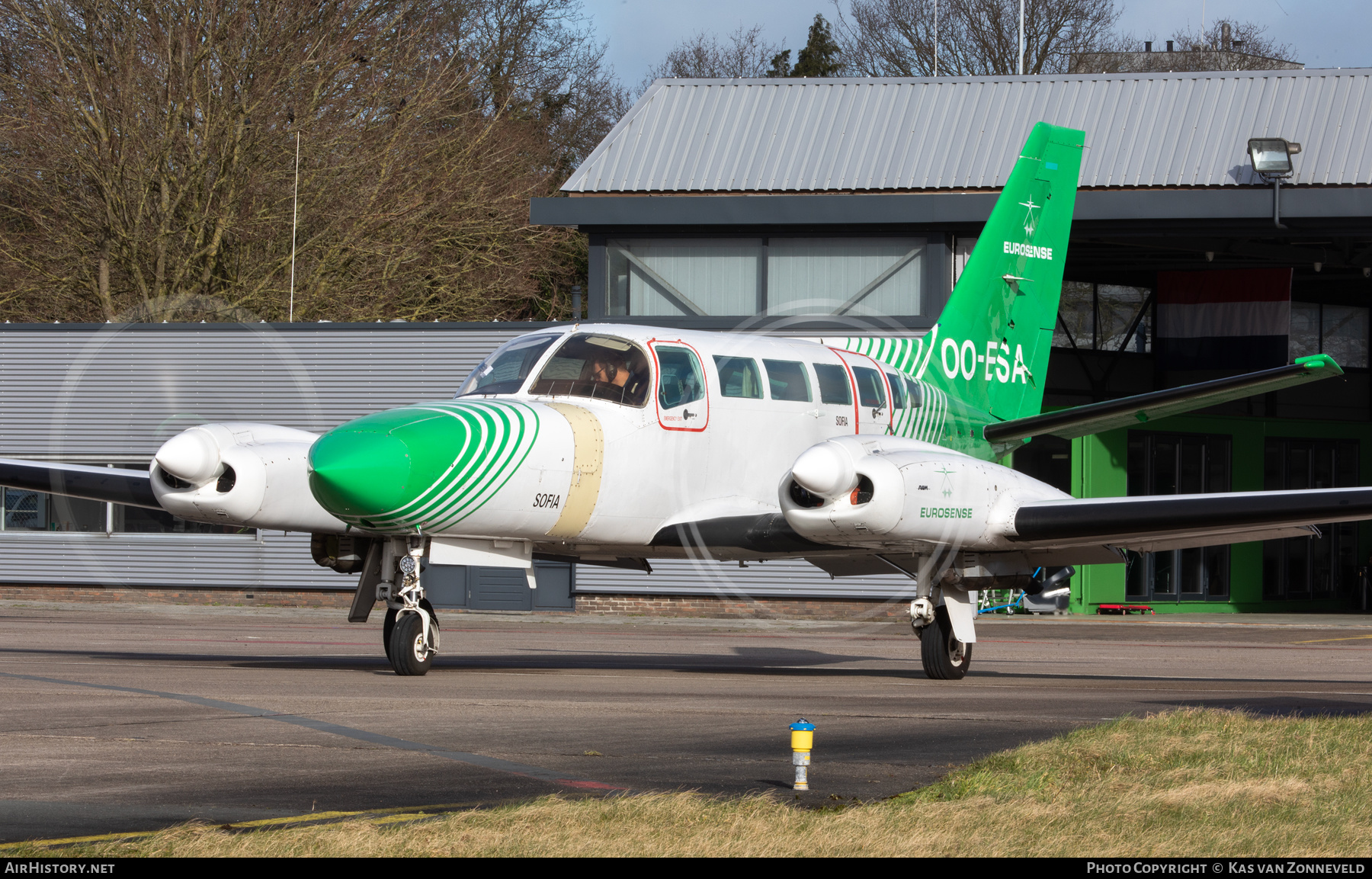 Aircraft Photo of OO-ESA | Cessna 404 Titan | Eurosense | AirHistory.net #650390