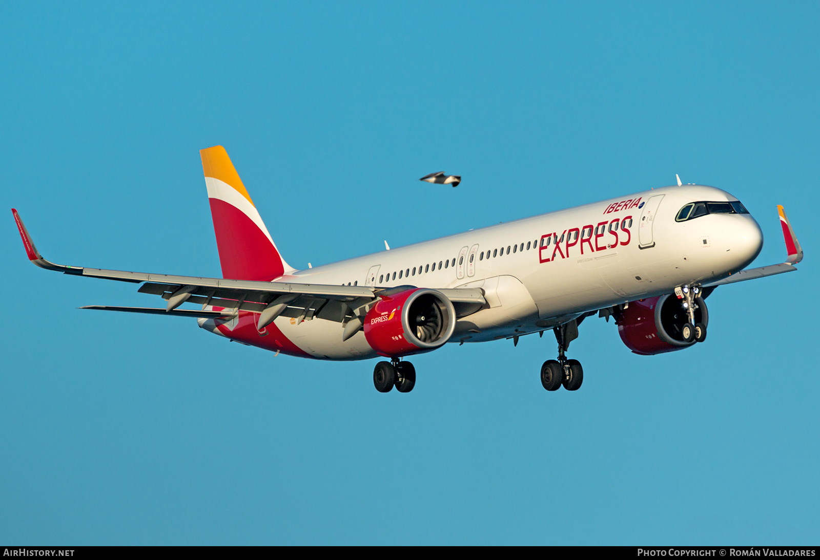 Aircraft Photo of EC-NST | Airbus A321-251NX | Iberia Express | AirHistory.net #650492