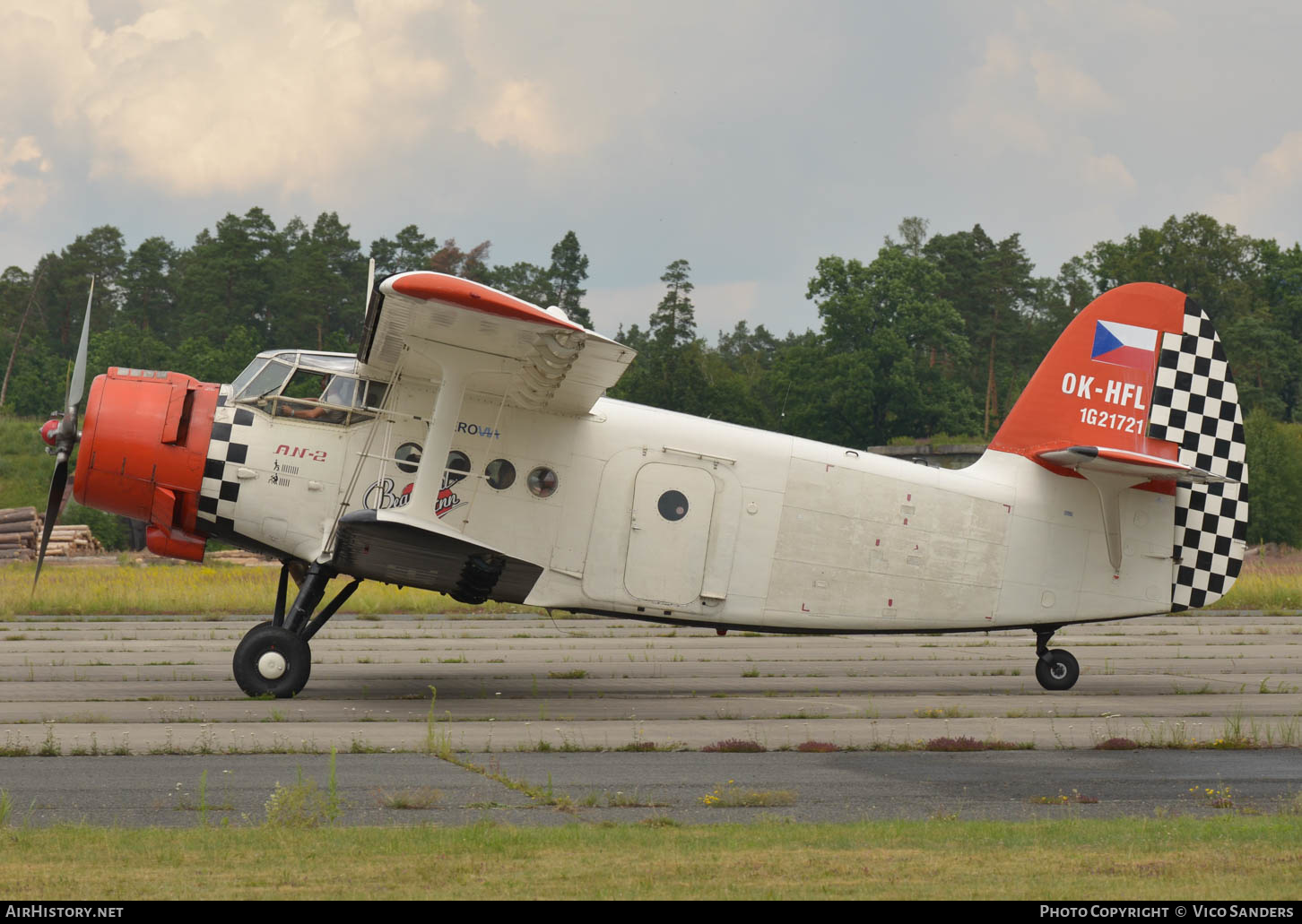Aircraft Photo of OK-HFL | Antonov An-2R | Aerovia | AirHistory.net #650524