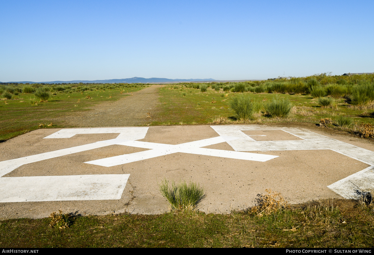 Airport photo of Cáceres - La Cervera (closed) in Spain | AirHistory.net #650546