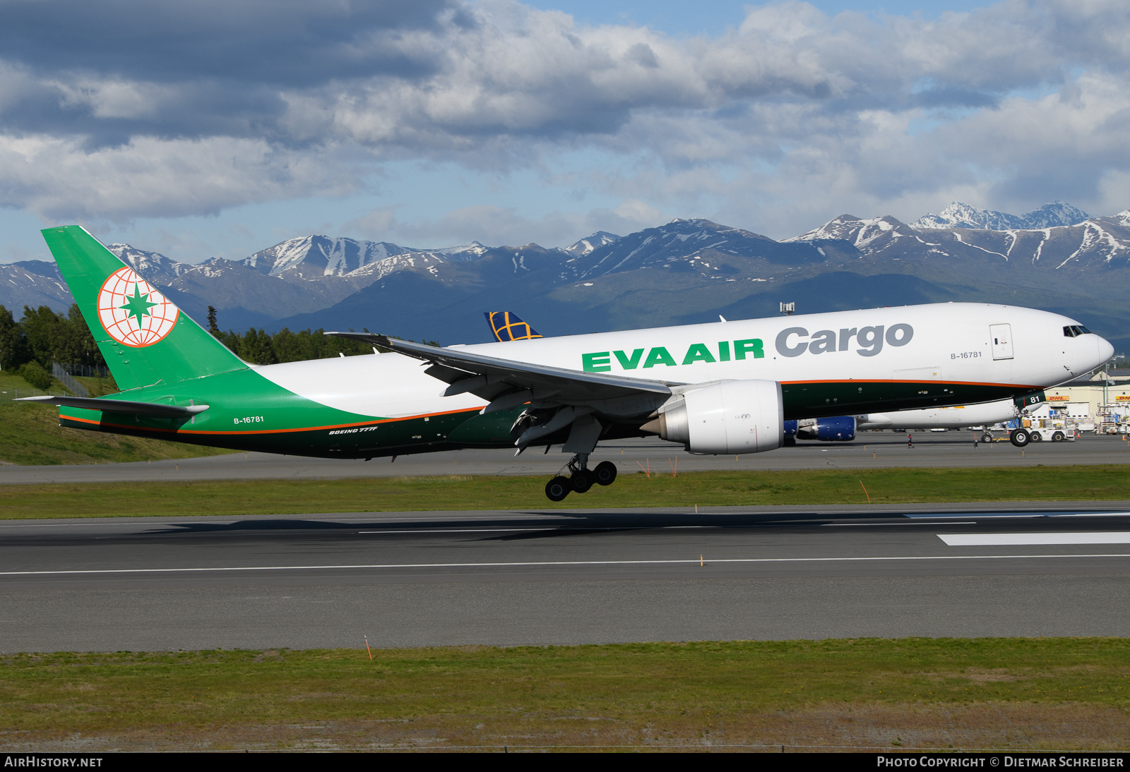 Aircraft Photo of B-16781 | Boeing 777-F | EVA Air Cargo | AirHistory.net #650556