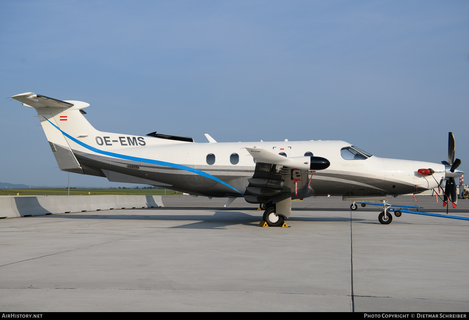 Aircraft Photo of OE-EMS | Pilatus PC-12NG (PC-12/47E) | AirHistory.net #650574