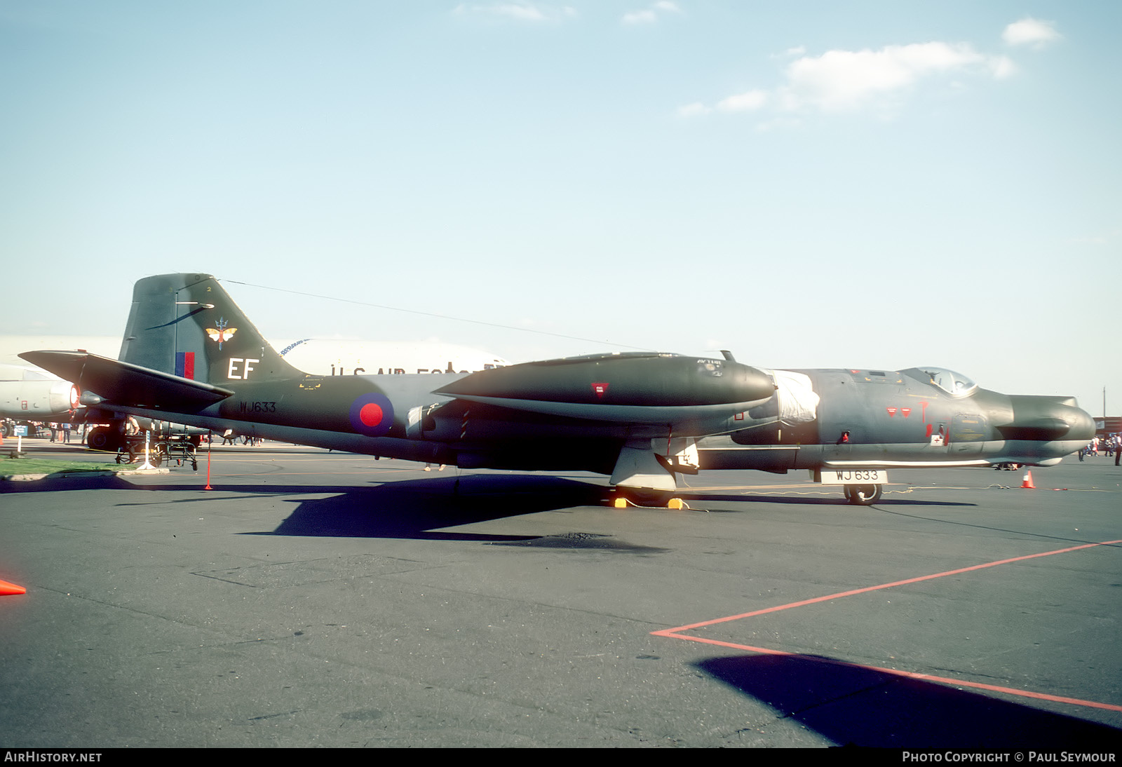 Aircraft Photo of WJ633 | English Electric Canberra T17 | UK - Air Force | AirHistory.net #650577