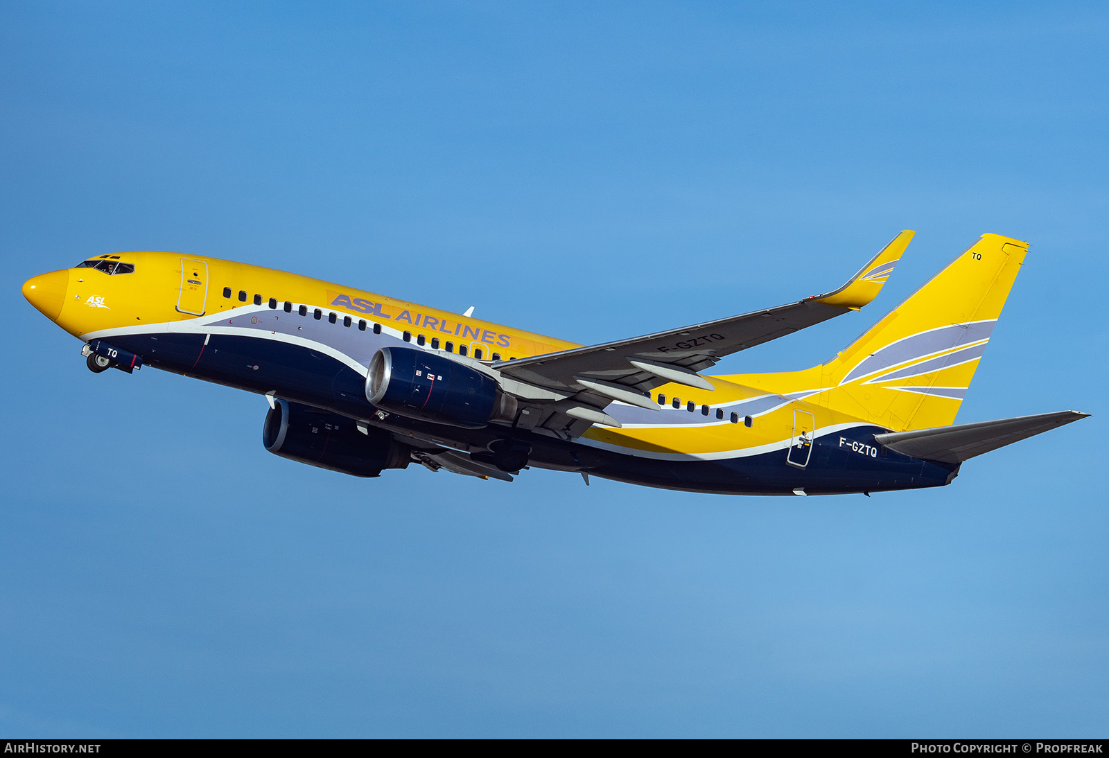 Aircraft Photo of F-GZTQ | Boeing 737-73S | ASL Airlines | AirHistory.net #650580