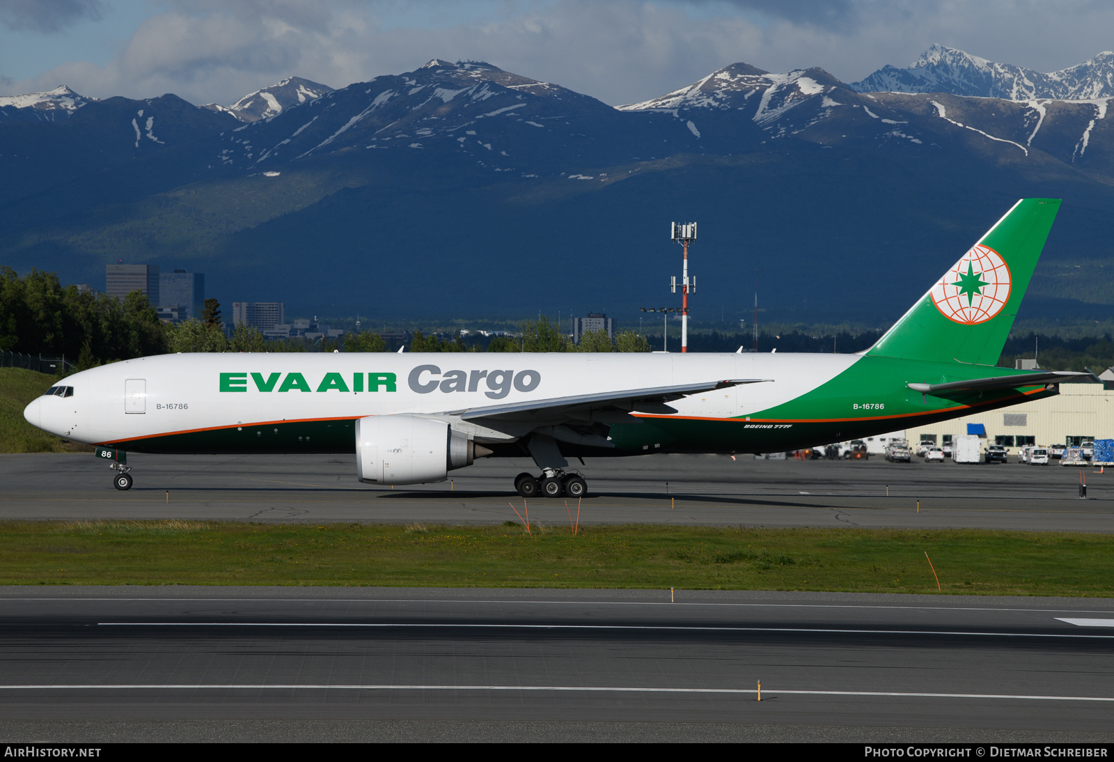 Aircraft Photo of B-16786 | Boeing 777-F | EVA Air Cargo | AirHistory.net #650589