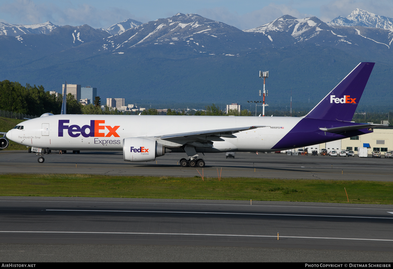 Aircraft Photo of N892FD | Boeing 777-FS2 | FedEx Express | AirHistory.net #650591