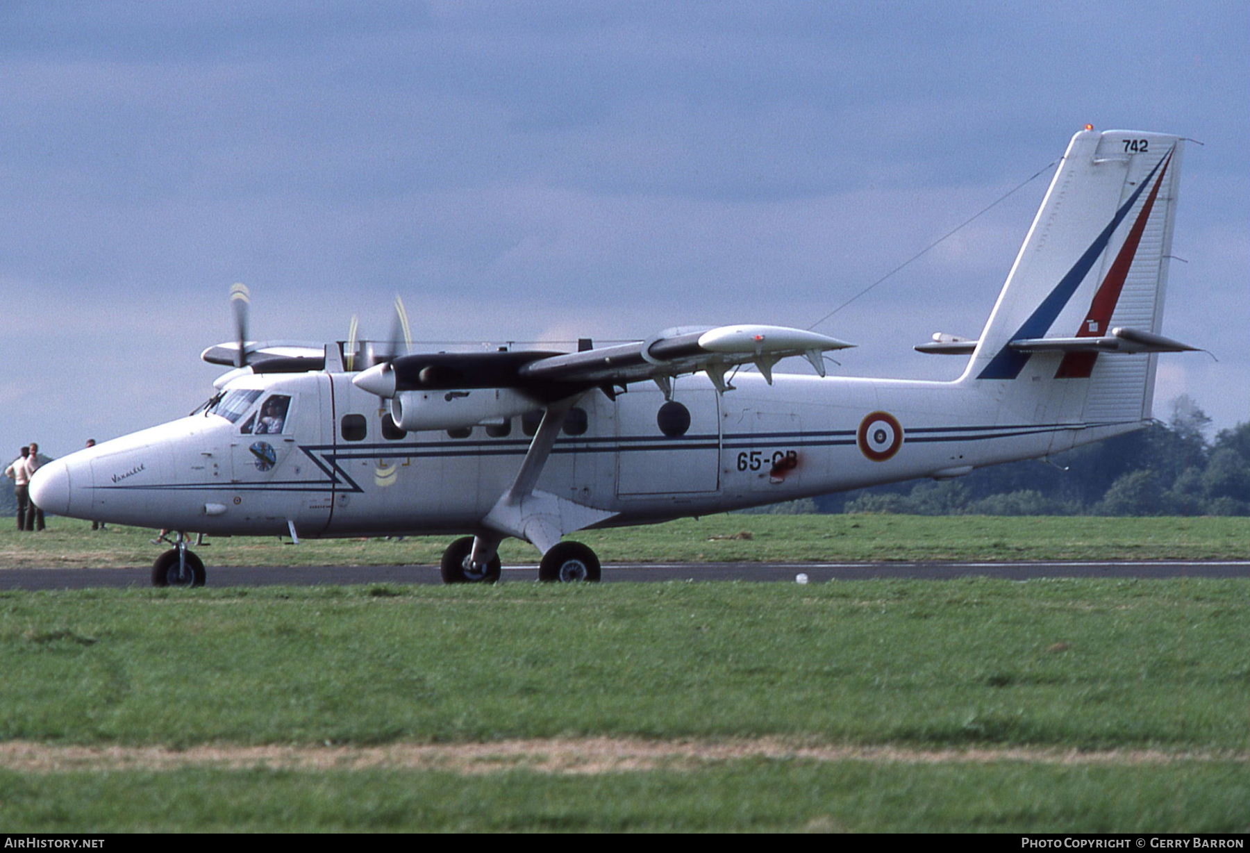 Aircraft Photo of 742 | De Havilland Canada DHC-6-300 Twin Otter | France - Air Force | AirHistory.net #650629