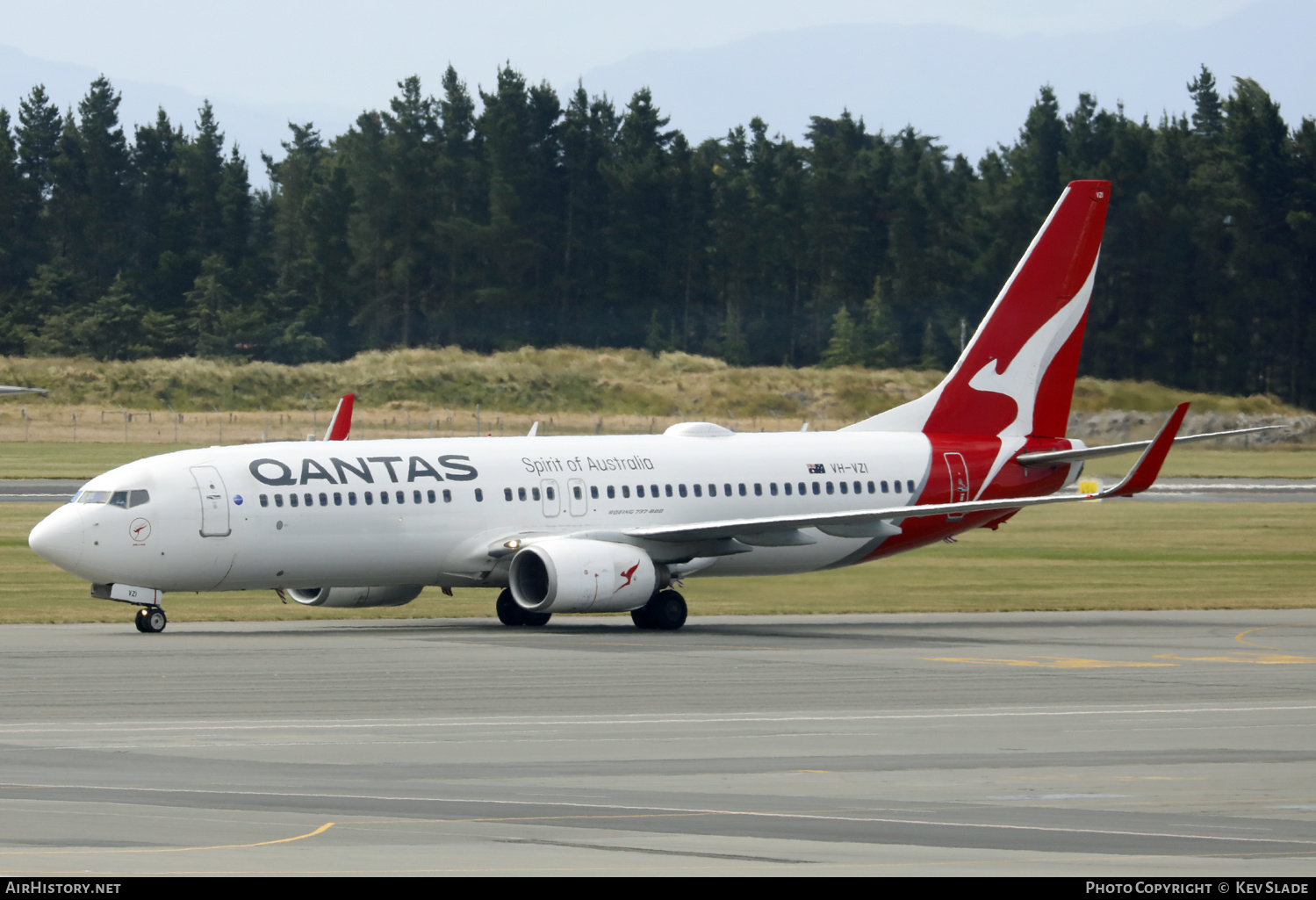 Aircraft Photo of VH-VZI | Boeing 737-838 | Qantas | AirHistory.net #650673
