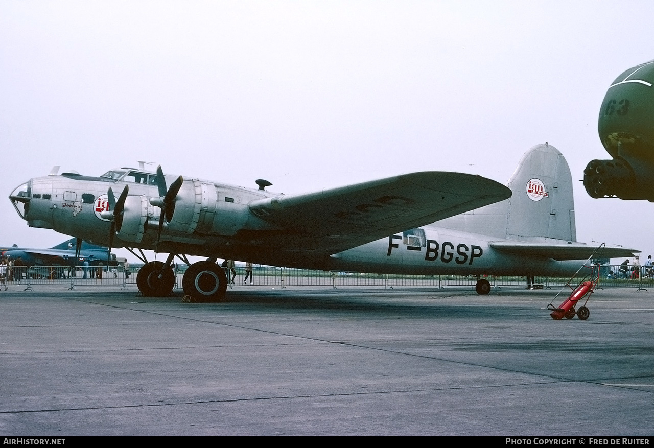 Aircraft Photo of F-BGSP | Boeing B-17G Flying Fortress | IGN - Institut Géographique National | AirHistory.net #650695