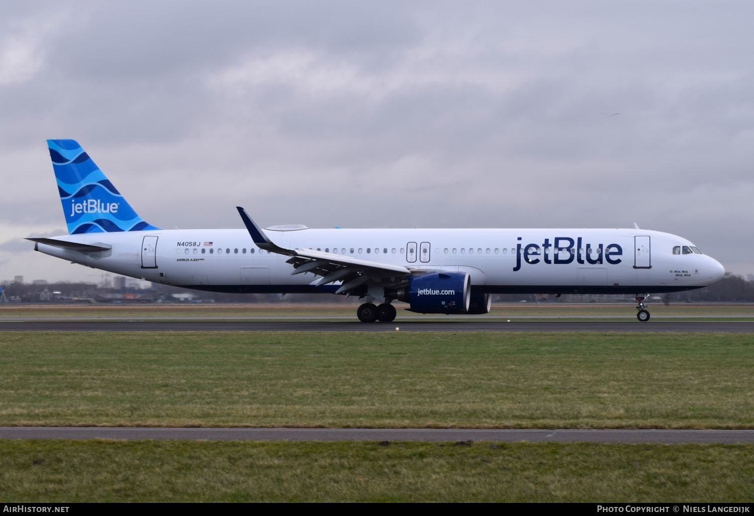 Aircraft Photo of N4058J | Airbus A321-271NX | JetBlue Airways | AirHistory.net #650726