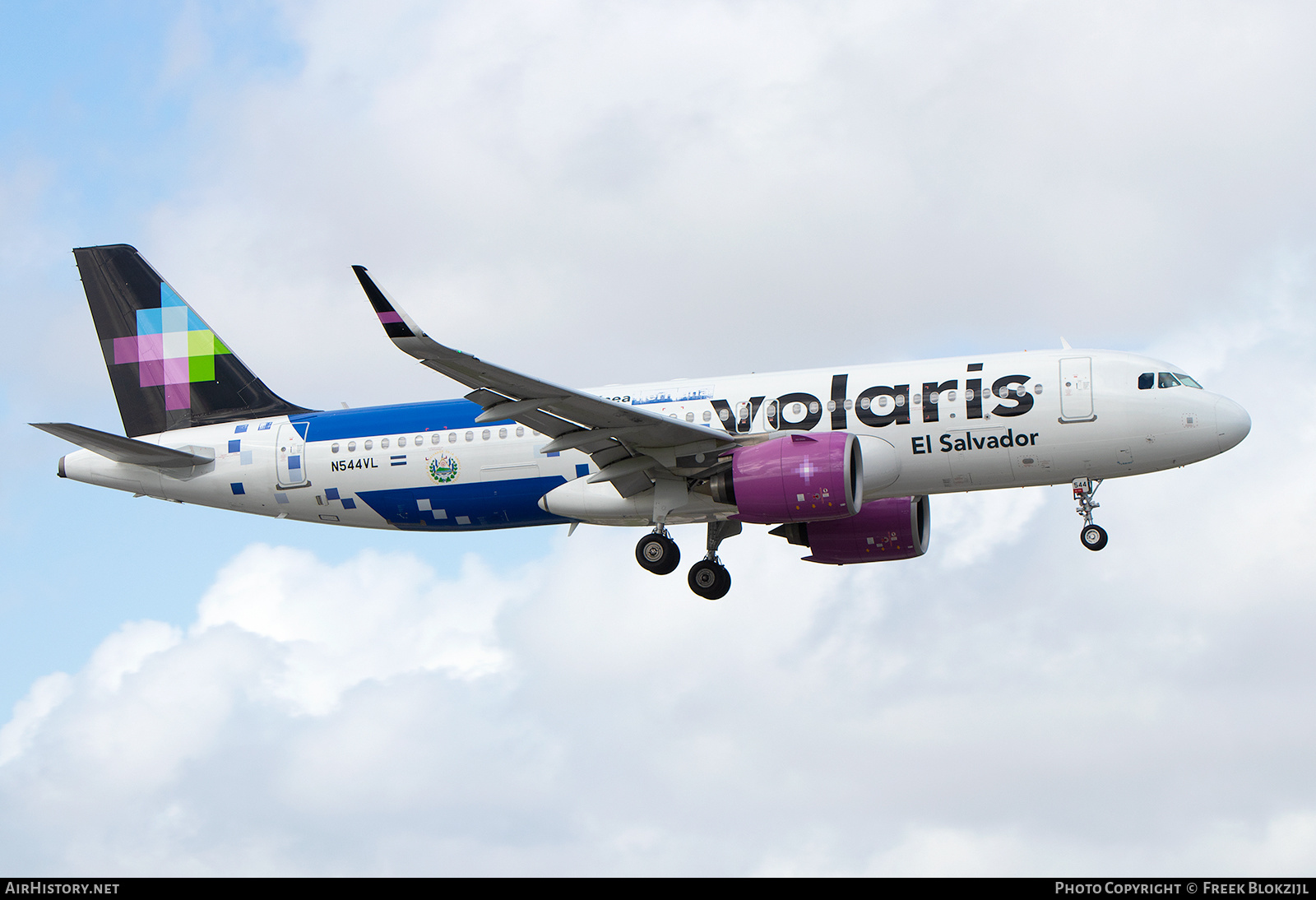 Aircraft Photo of N544VL | Airbus A320-271N | Volaris El Salvador | AirHistory.net #650789