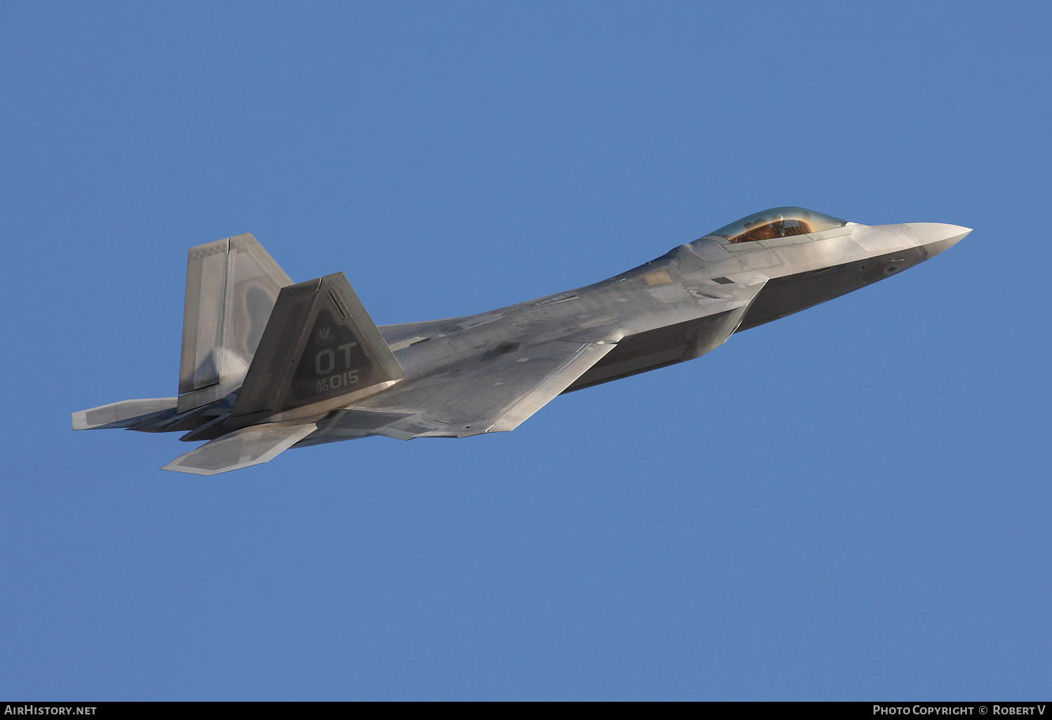 Aircraft Photo of 00-4015 | Lockheed Martin F-22A Raptor | USA - Air Force | AirHistory.net #650907