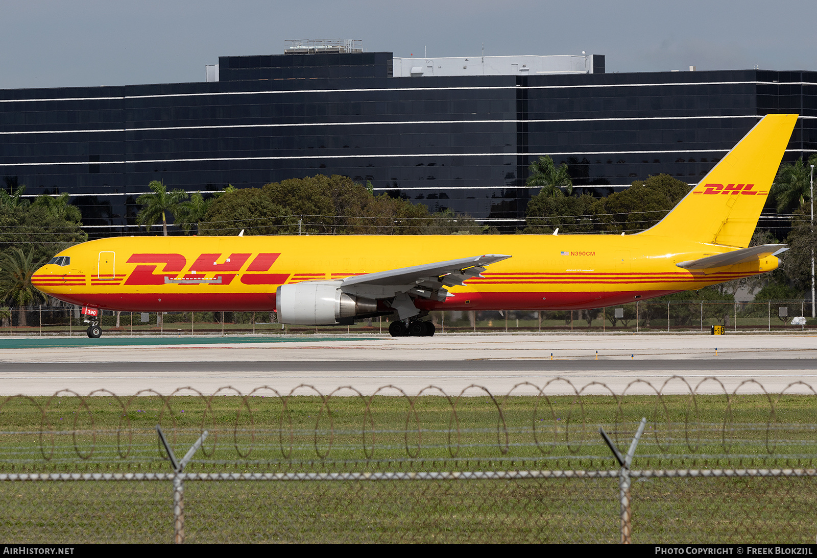 Aircraft Photo of N390CM | Boeing 767-381/ER(BDSF) | DHL International | AirHistory.net #650909