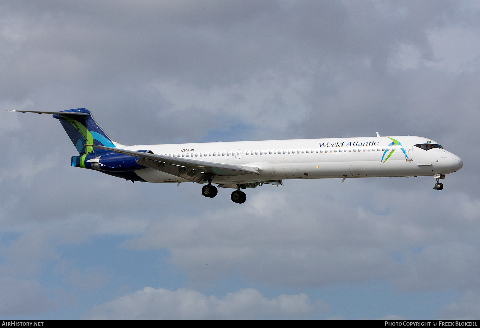 Aircraft Photo of N808WA | McDonnell Douglas MD-83 (DC-9-83) | World Atlantic Airlines | AirHistory.net #650923