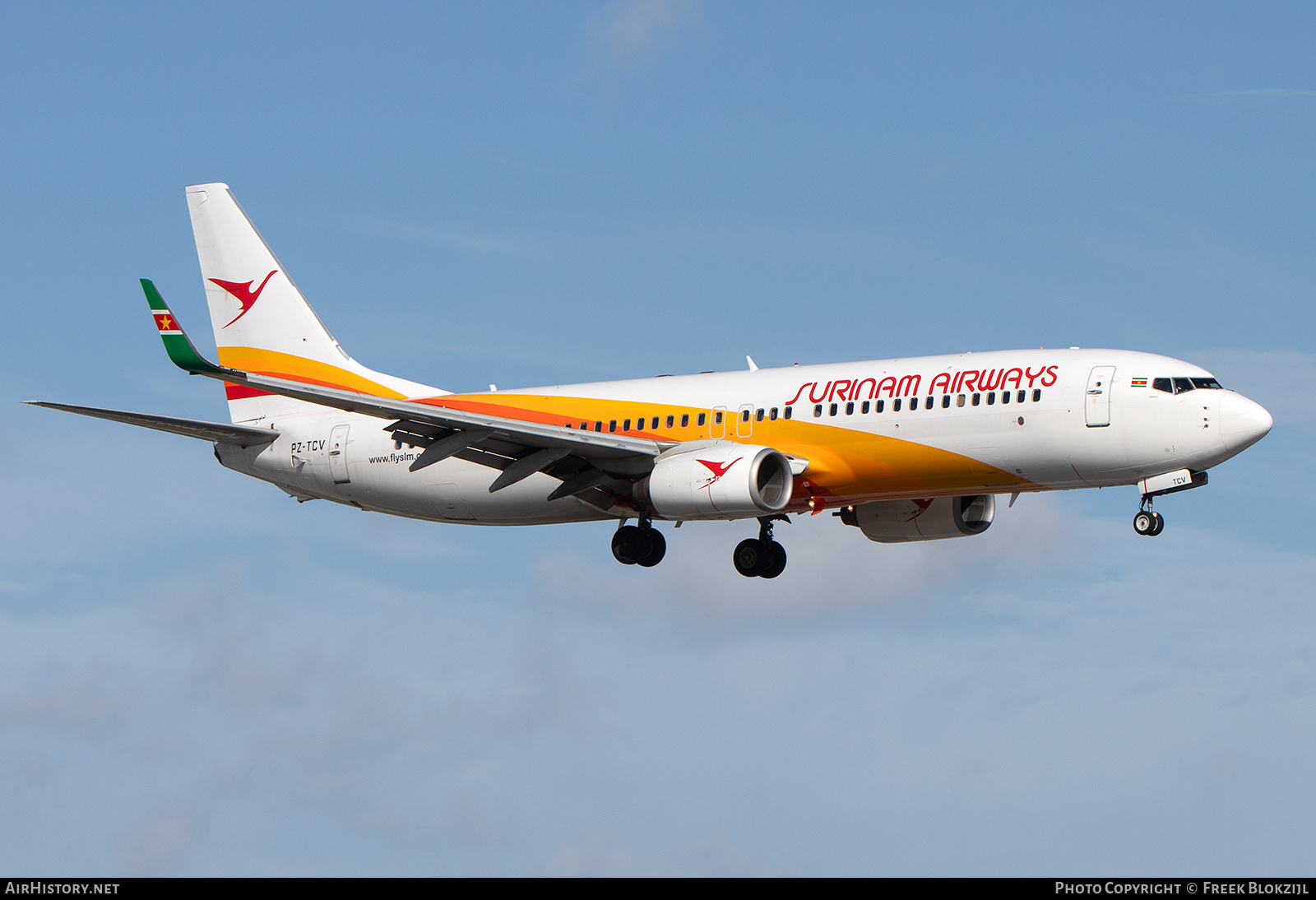 Aircraft Photo of PZ-TCV | Boeing 737-8Q8 | Surinam Airways | AirHistory.net #650950