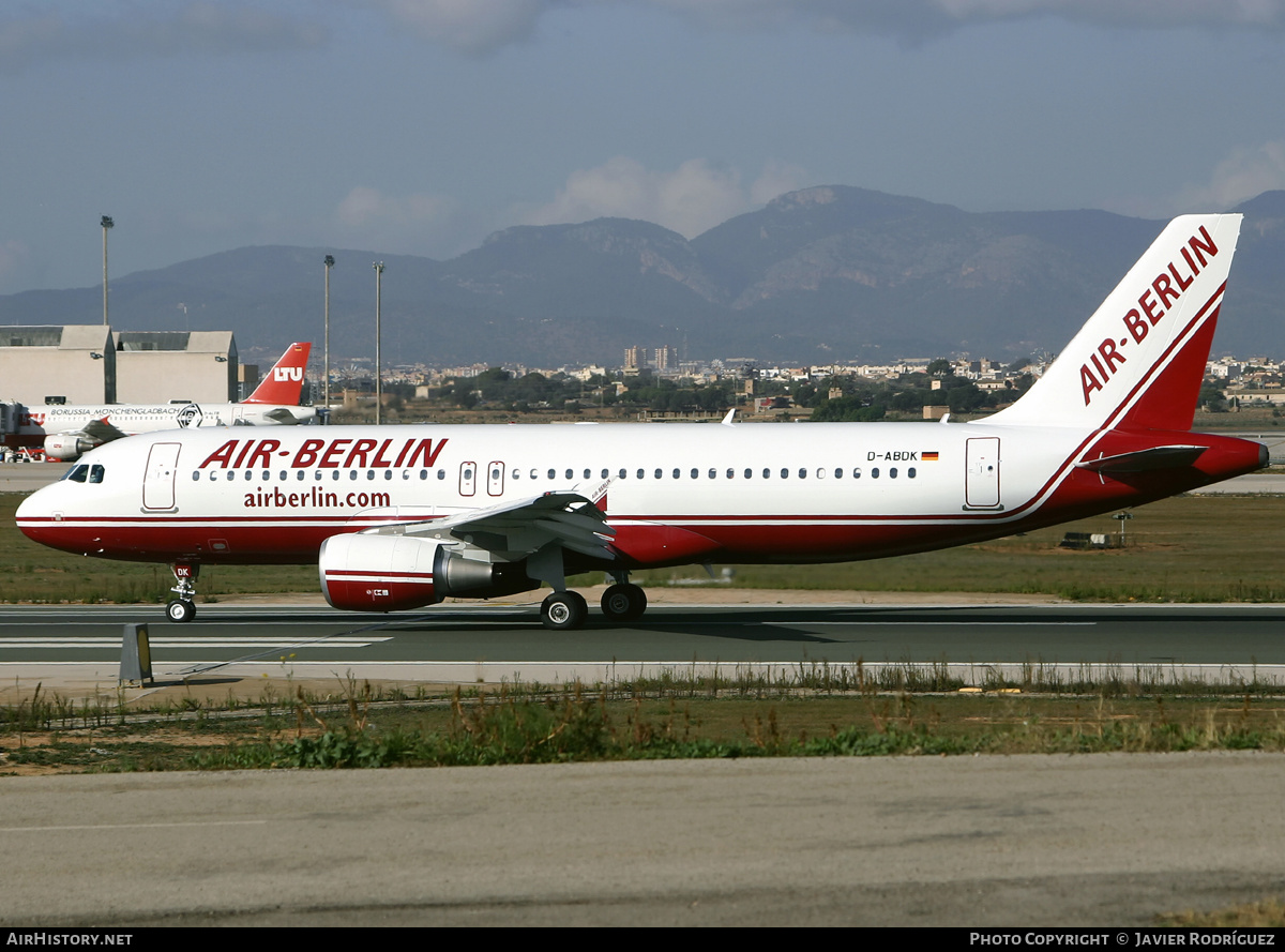 Aircraft Photo of D-ABDK | Airbus A320-214 | Air Berlin | AirHistory.net #650972