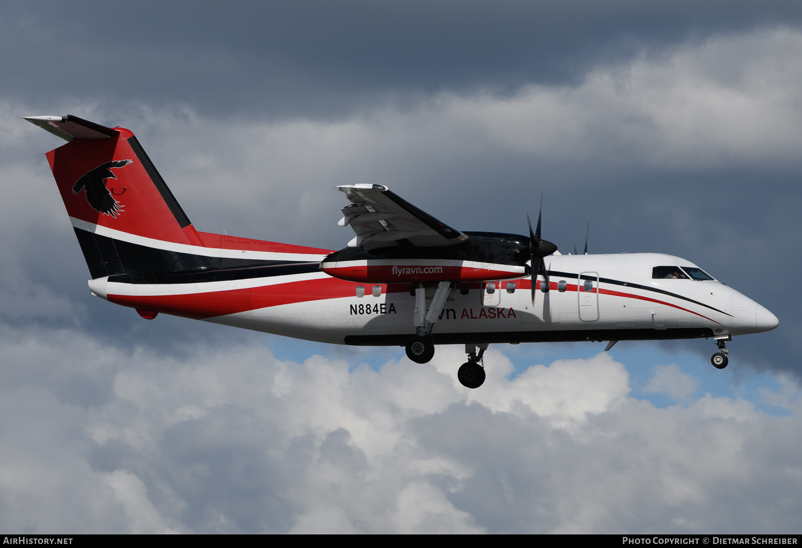Aircraft Photo of N884EA | De Havilland Canada DHC-8-106 Dash 8 | Ravn Alaska | AirHistory.net #650993