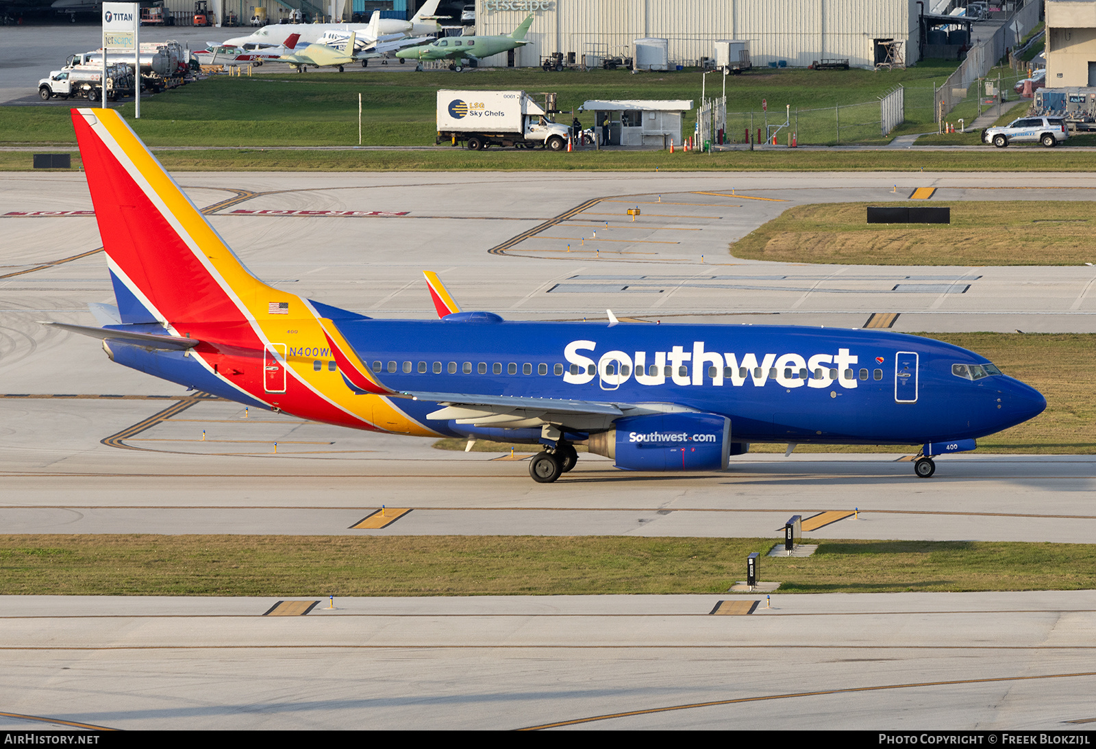 Aircraft Photo of N400WN | Boeing 737-7H4 | Southwest Airlines | AirHistory.net #651003