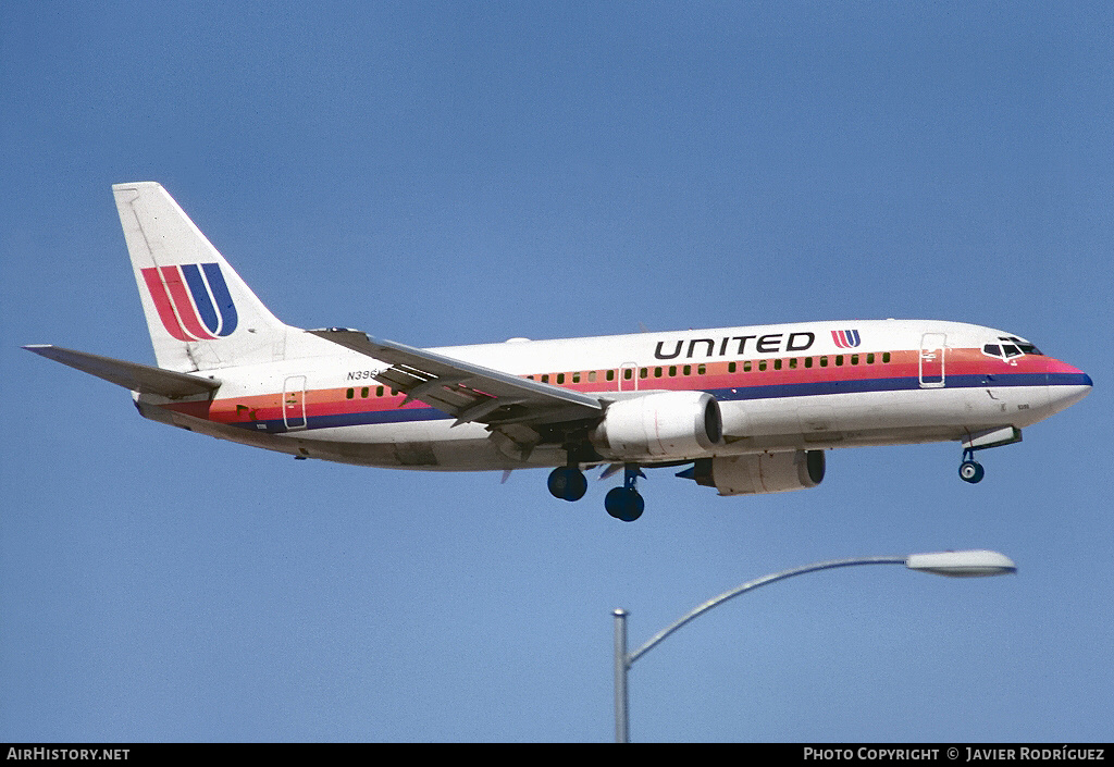 Aircraft Photo of N396UA | Boeing 737-322 | United Airlines | AirHistory.net #651023