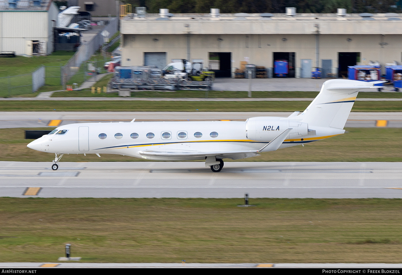 Aircraft Photo of N2LA | Gulfstream Aerospace G650 (G-VI) | AirHistory.net #651039