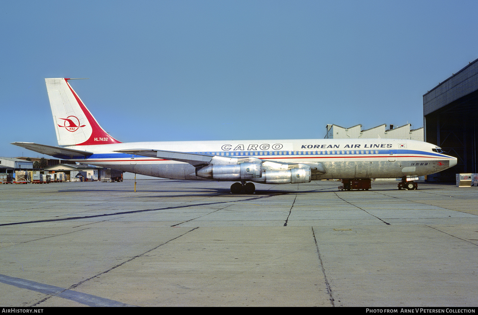 Aircraft Photo of HL7432 | Boeing 707-338C | Korean Air Lines Cargo | AirHistory.net #651043