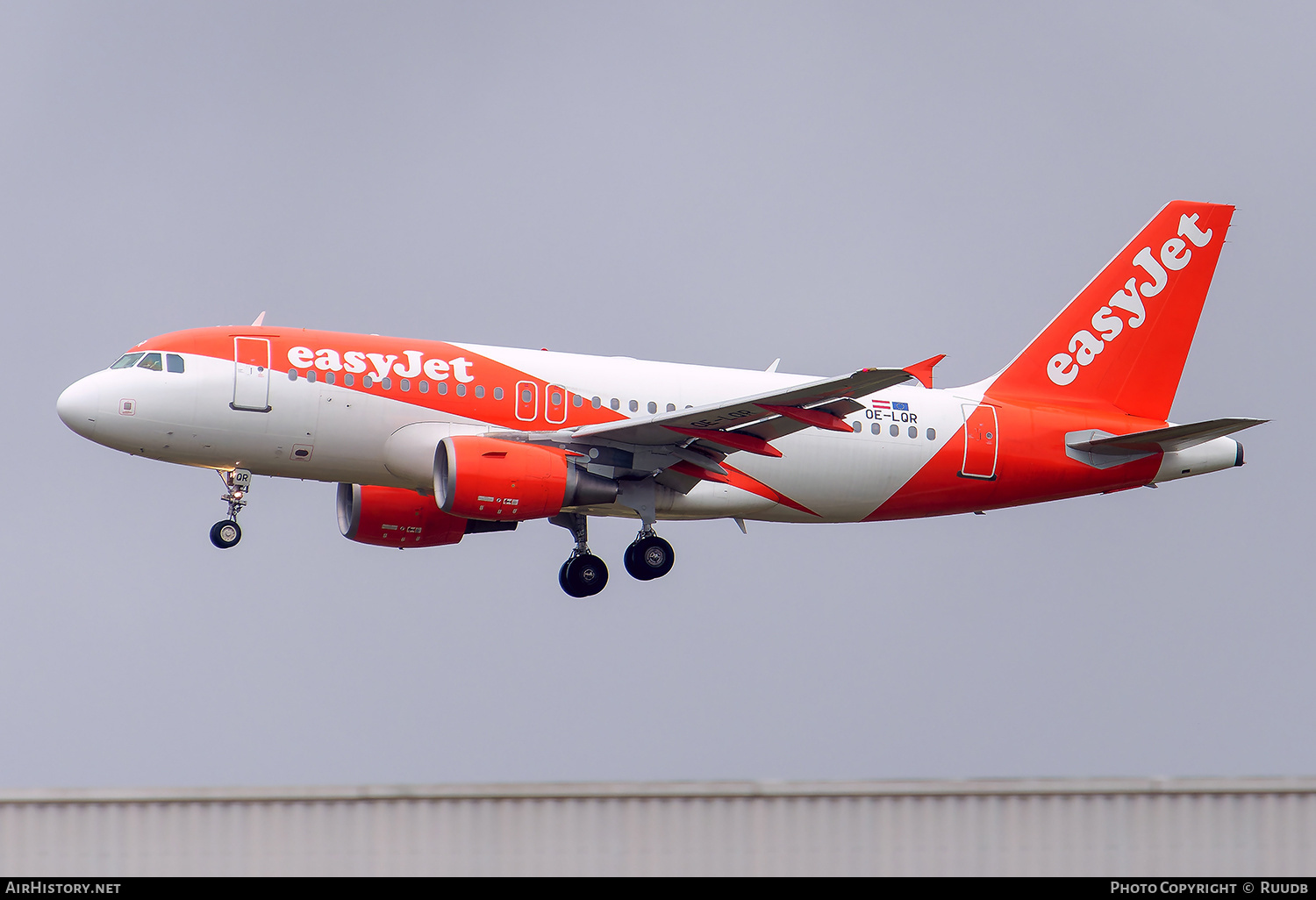 Aircraft Photo of OE-LQR | Airbus A319-111 | EasyJet | AirHistory.net #651047