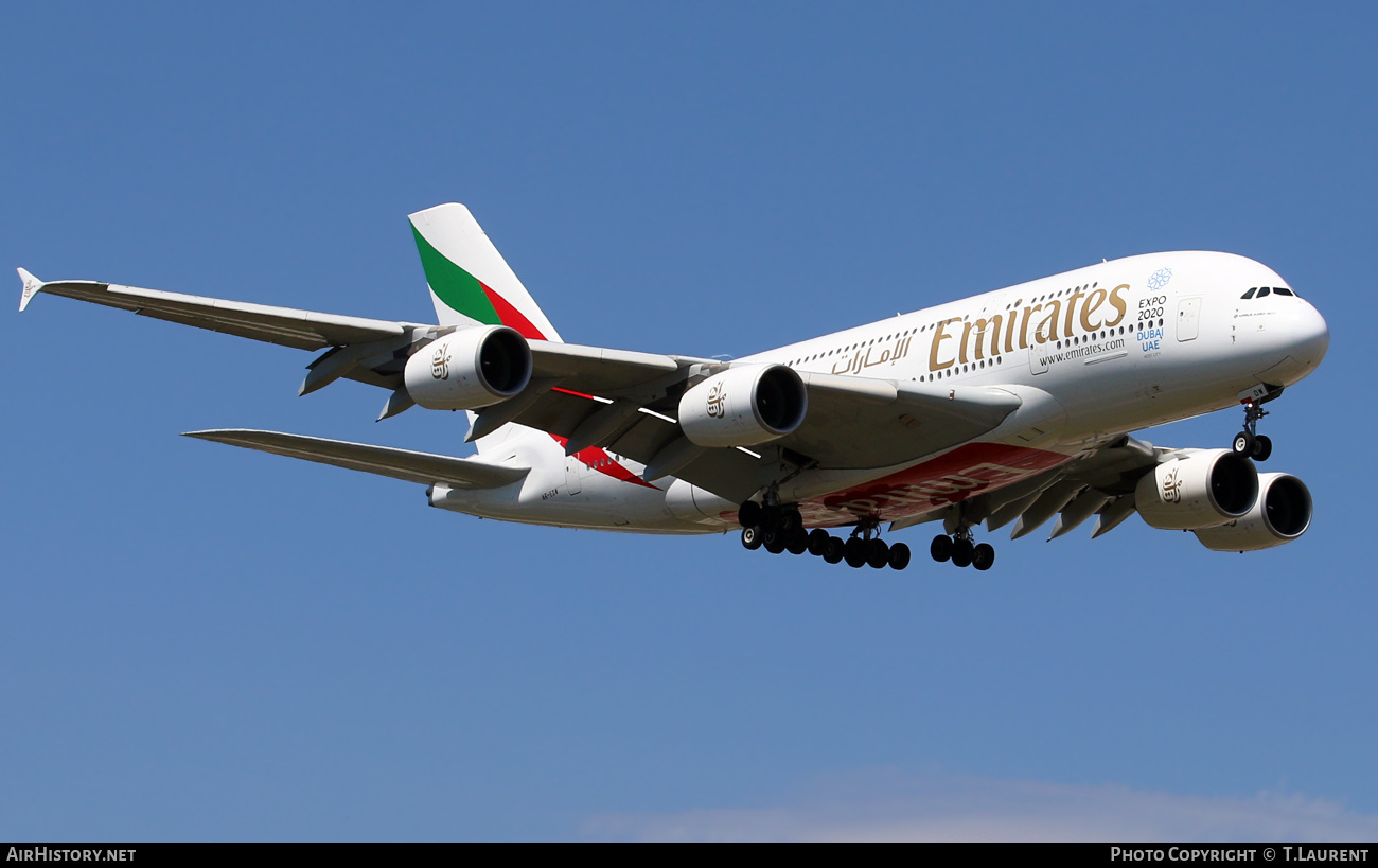 Aircraft Photo of A6-EDW | Airbus A380-861 | Emirates | AirHistory.net #651083