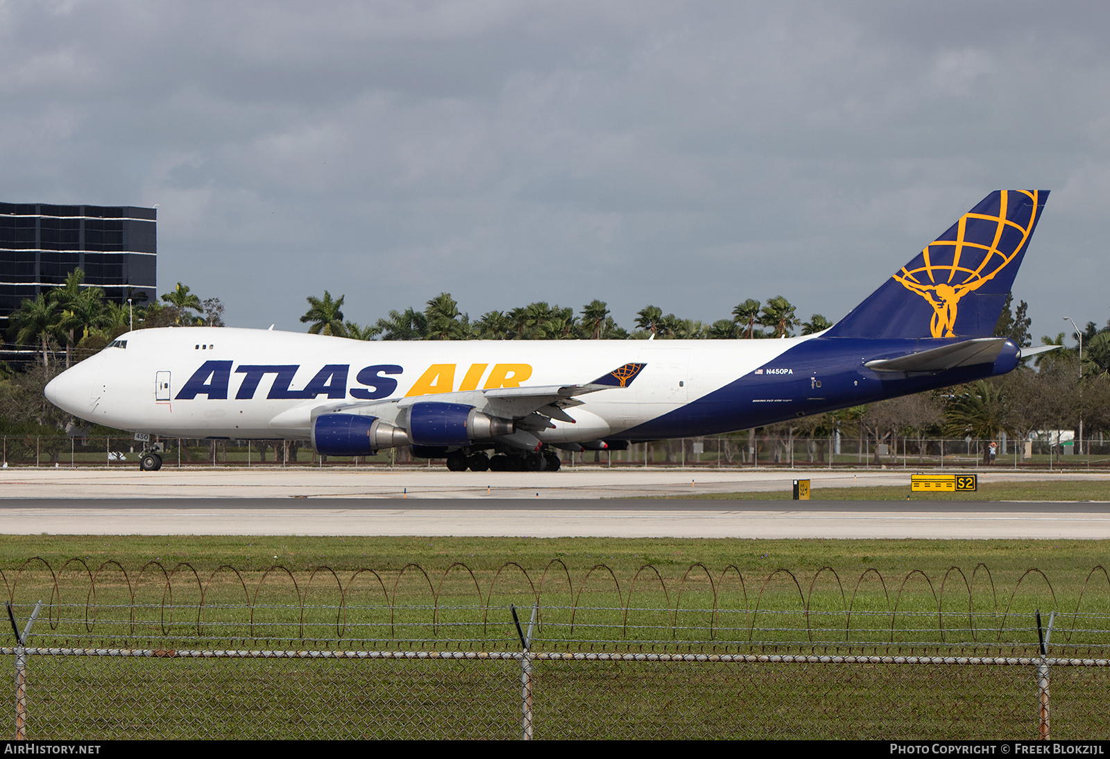 Aircraft Photo of N450PA | Boeing 747-46NF/SCD | Atlas Air | AirHistory.net #651105