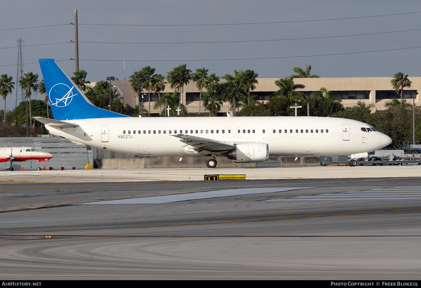 Aircraft Photo of N802TJ | Boeing 737-4B7 | iAero Airways | AirHistory.net #651250