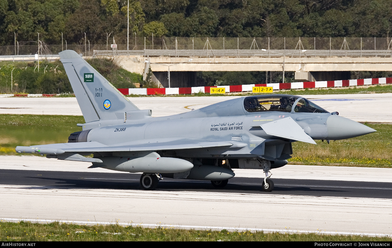 Aircraft Photo of 1011 / ZK388 | Eurofighter EF-2000 Typhoon T | Saudi Arabia - Air Force | AirHistory.net #651285