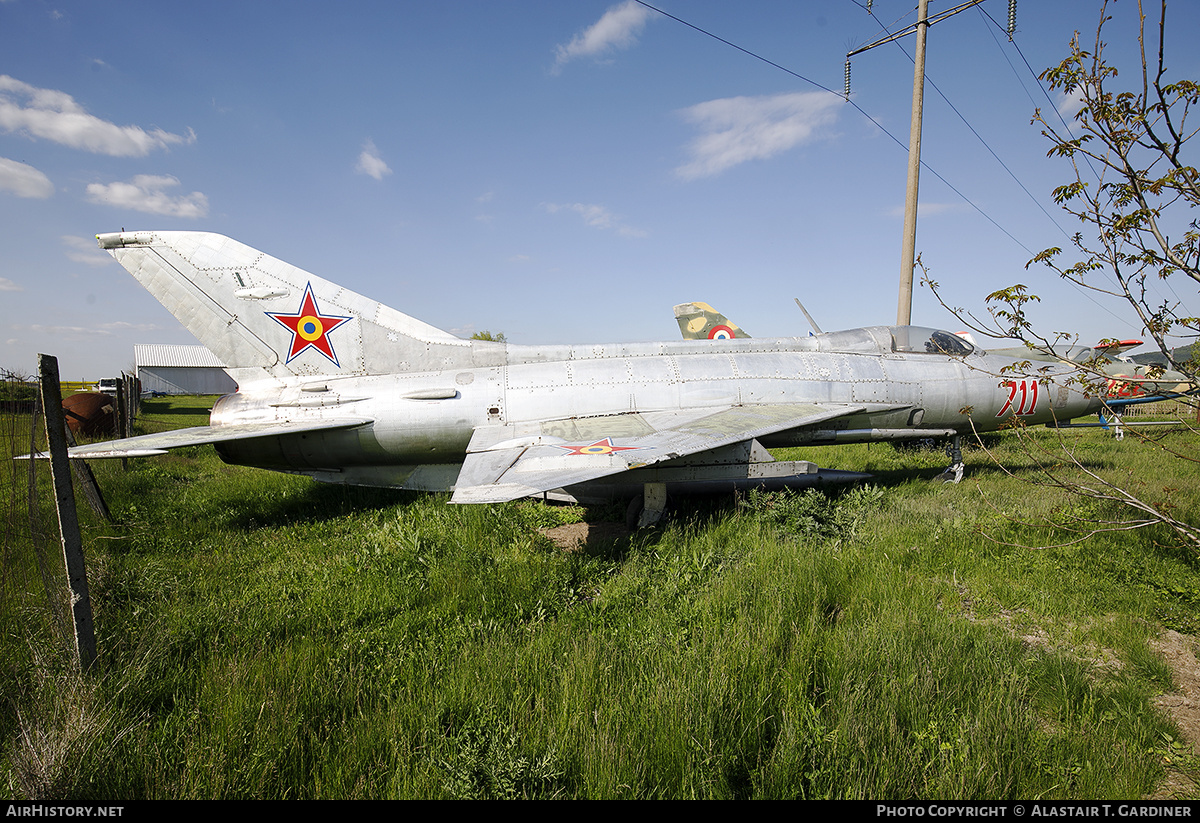 Aircraft Photo of 711 | Mikoyan-Gurevich MiG-21F-13 | Romania - Air Force | AirHistory.net #651340