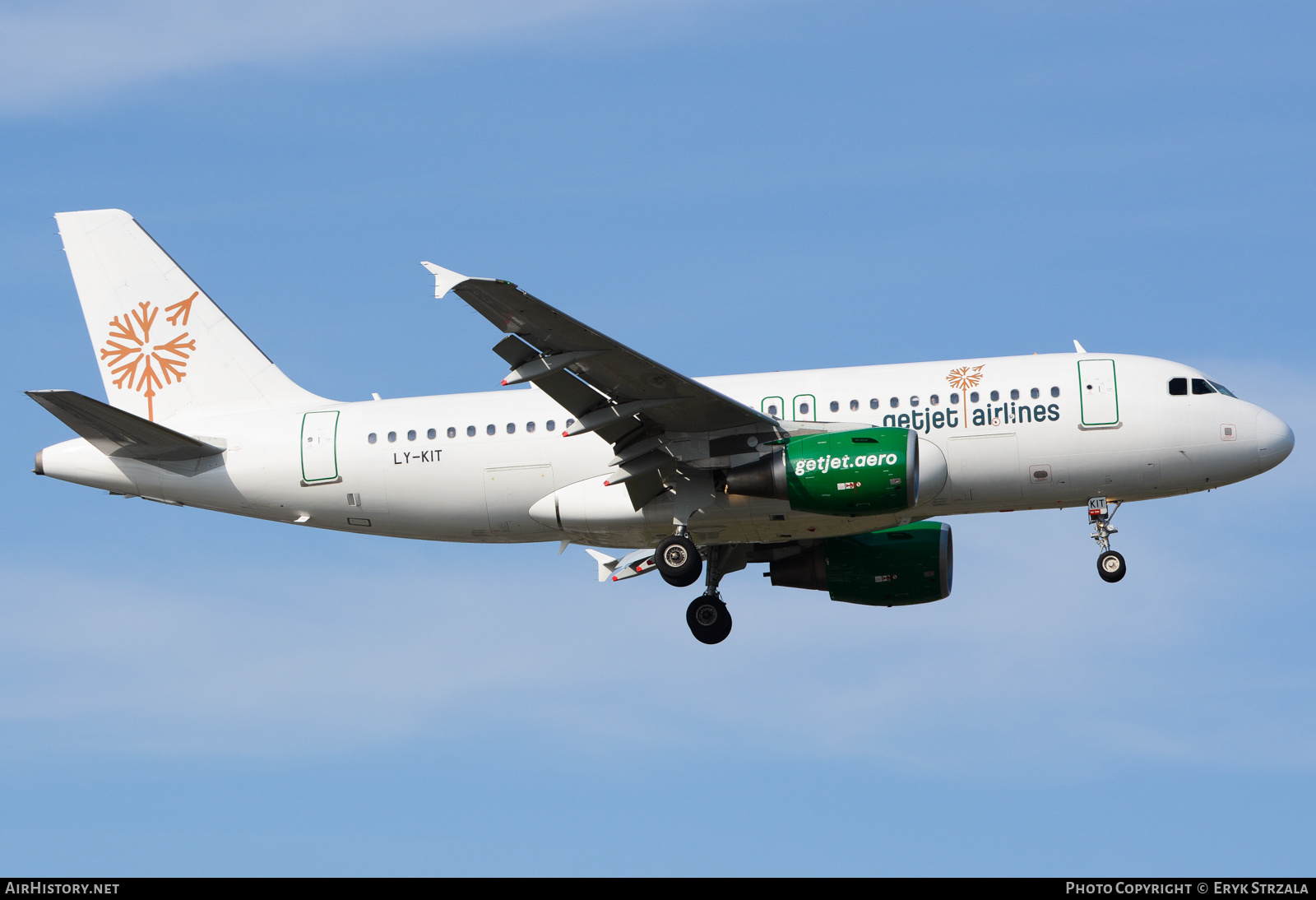 Aircraft Photo of LY-KIT | Airbus A319-112 | GetJet Airlines | AirHistory.net #651395